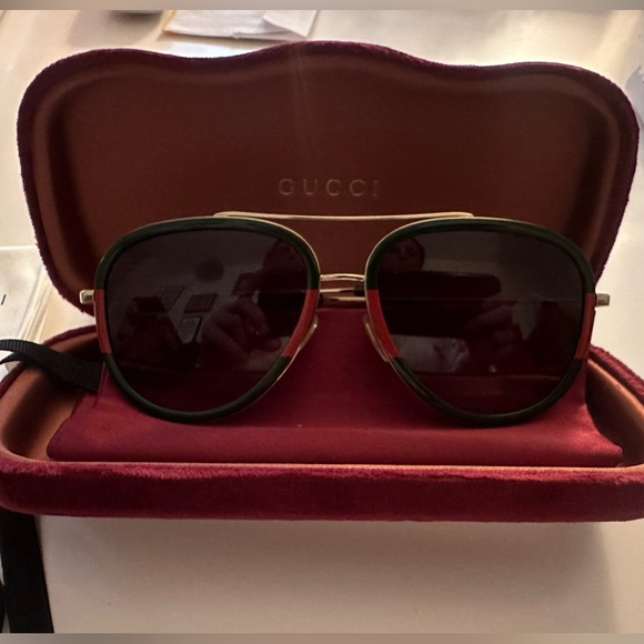 SOLD: Brand new Gucci Aviators - Picture 1 of 4